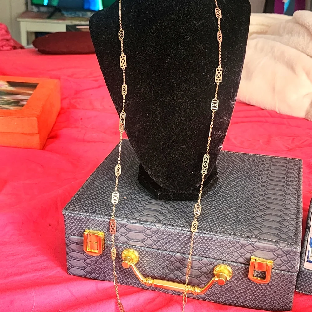 Necklace - Picture 5 of 5